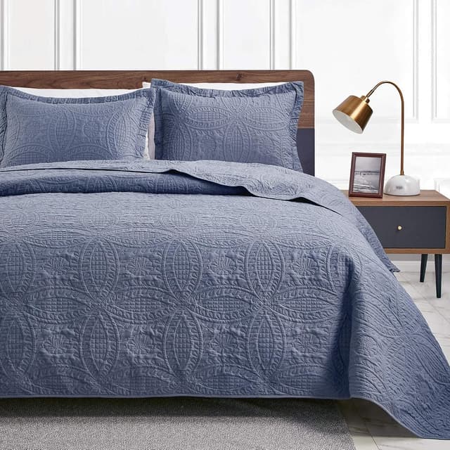 Quilted Bedspread Set